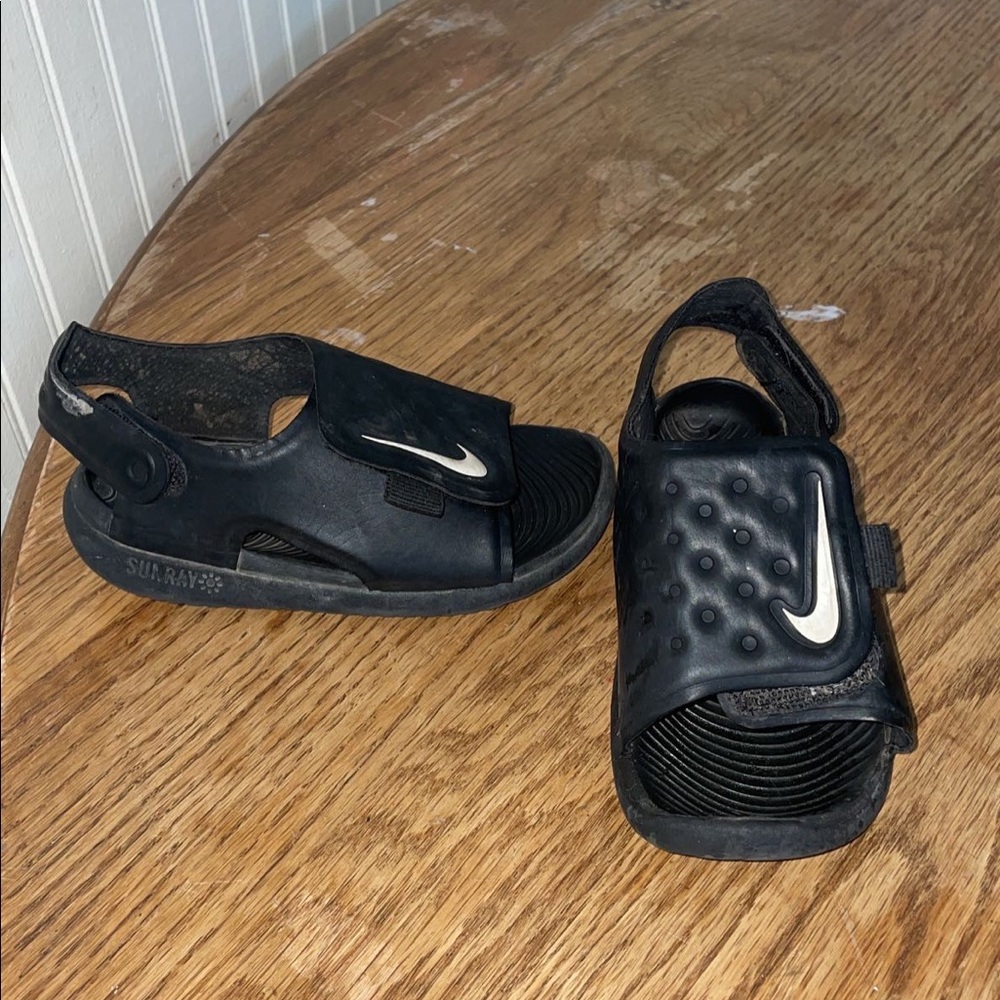 Little boy Nike sandal